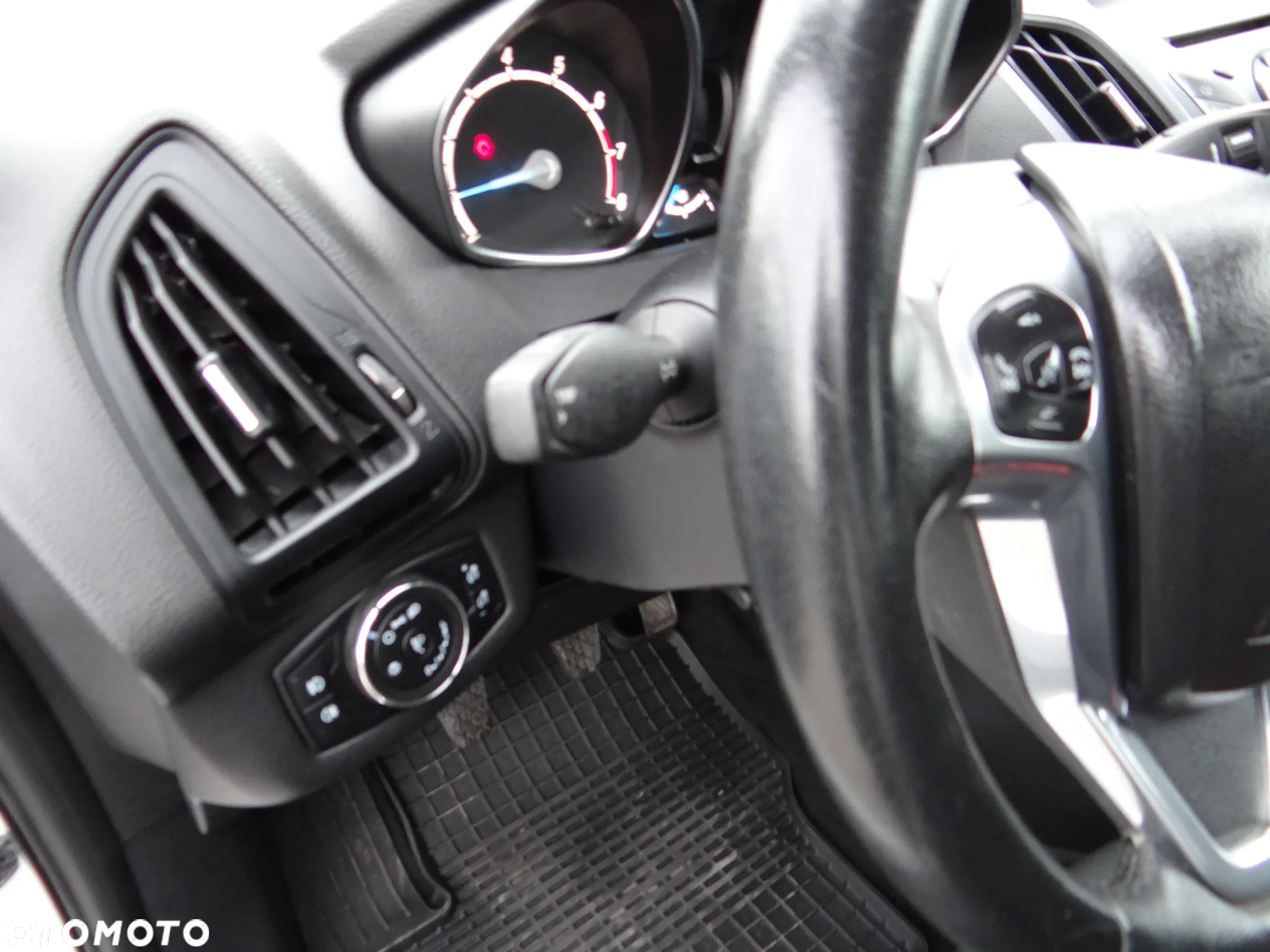 Ford B-MAX - 15