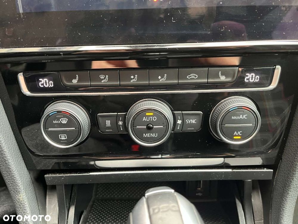 Volkswagen Golf 2.0 TSI GTI DSG - 33