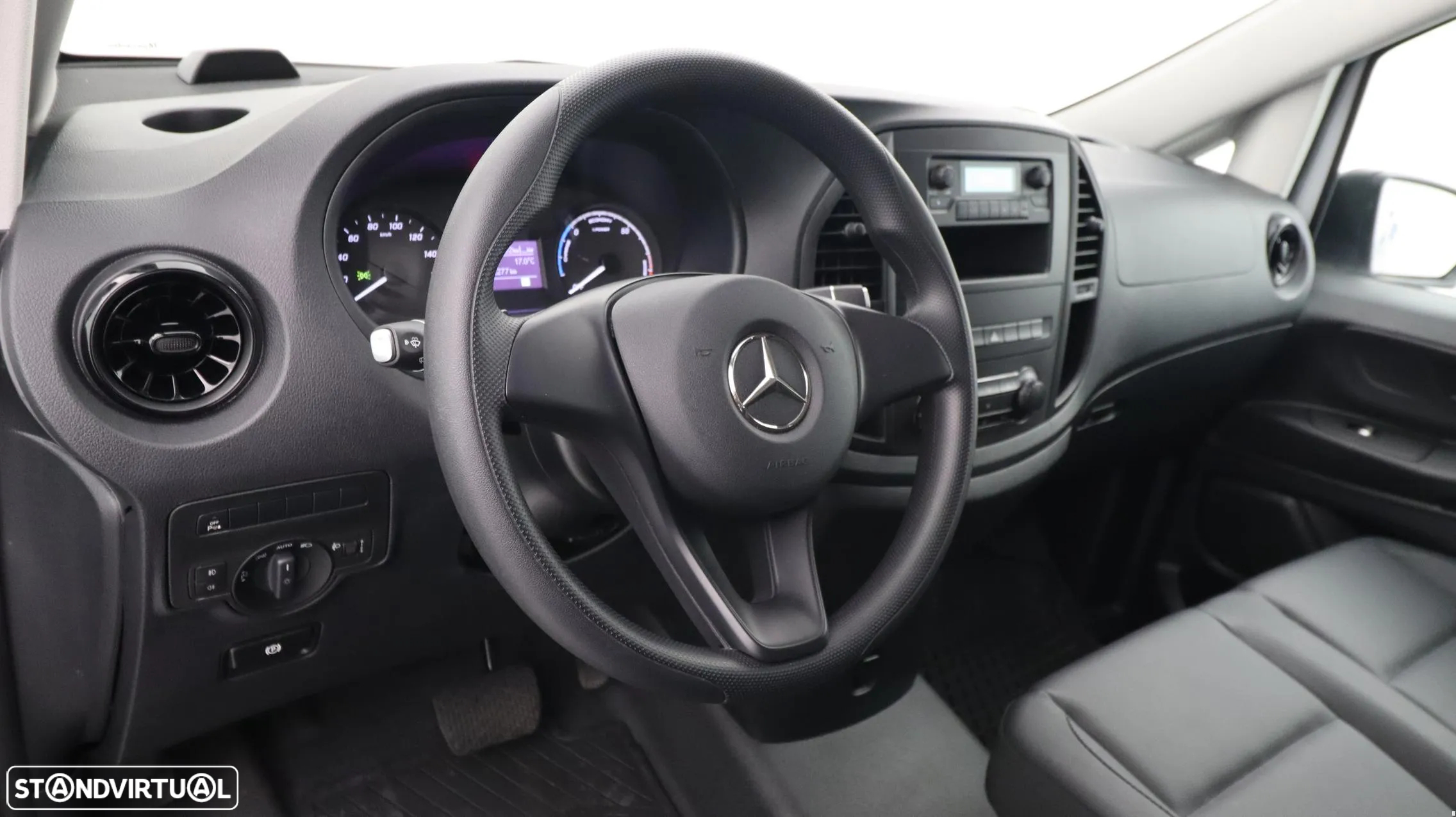 Mercedes-Benz eVito 111/32 - 17