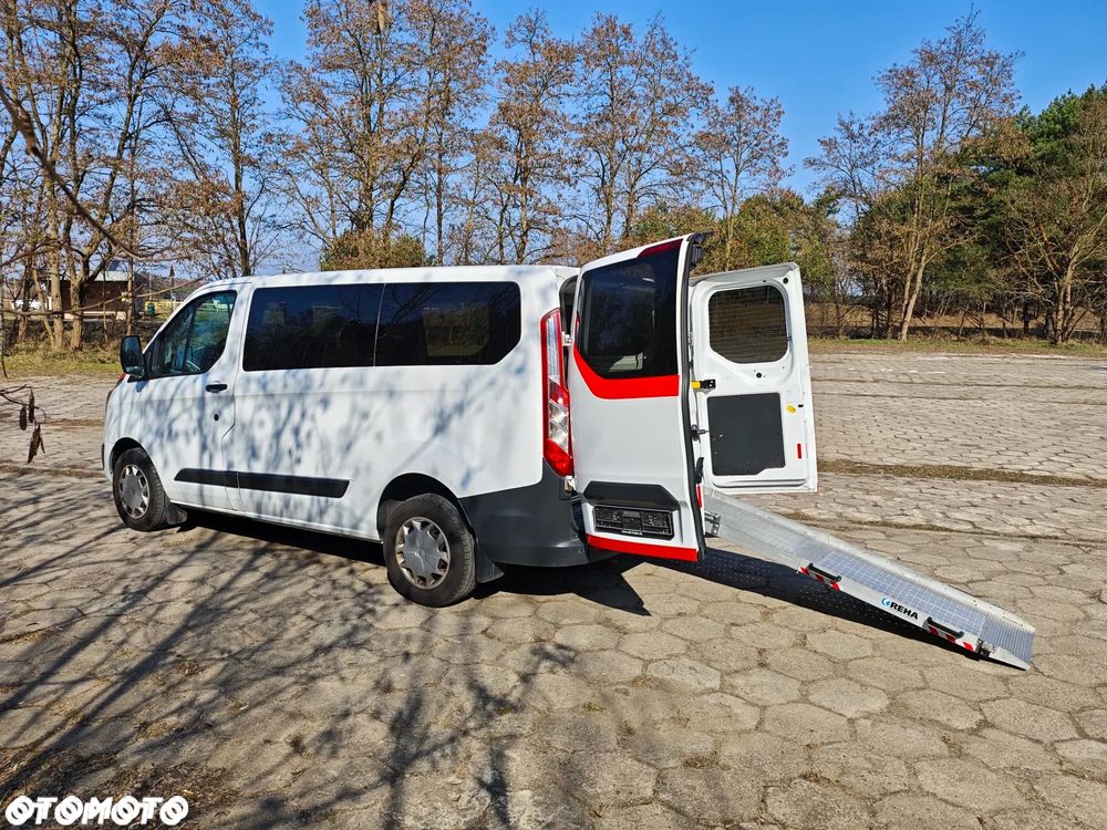 Ford Transit Custom - 13