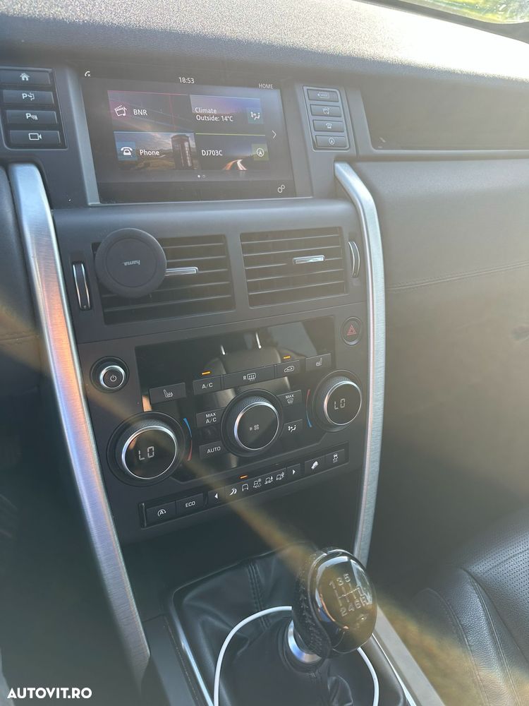 Land Rover Discovery Sport - 18