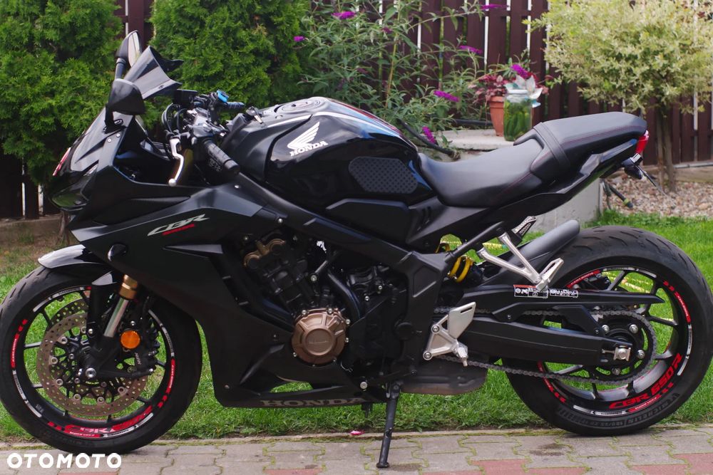 Honda CBR - 19