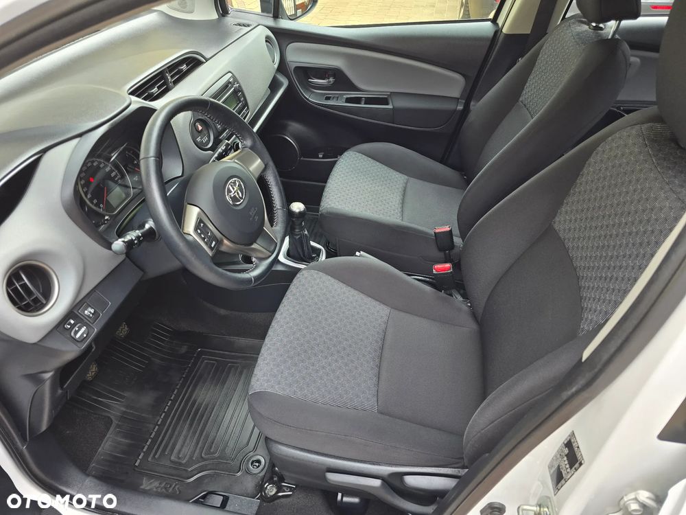 Toyota Yaris 1.0 Active EU6 - 5
