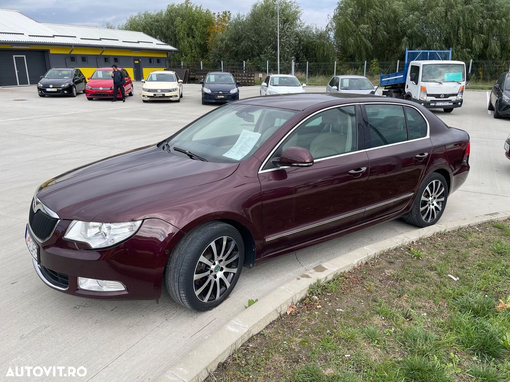 Skoda Superb 2.0 TDI 4X4 Elegance - 16