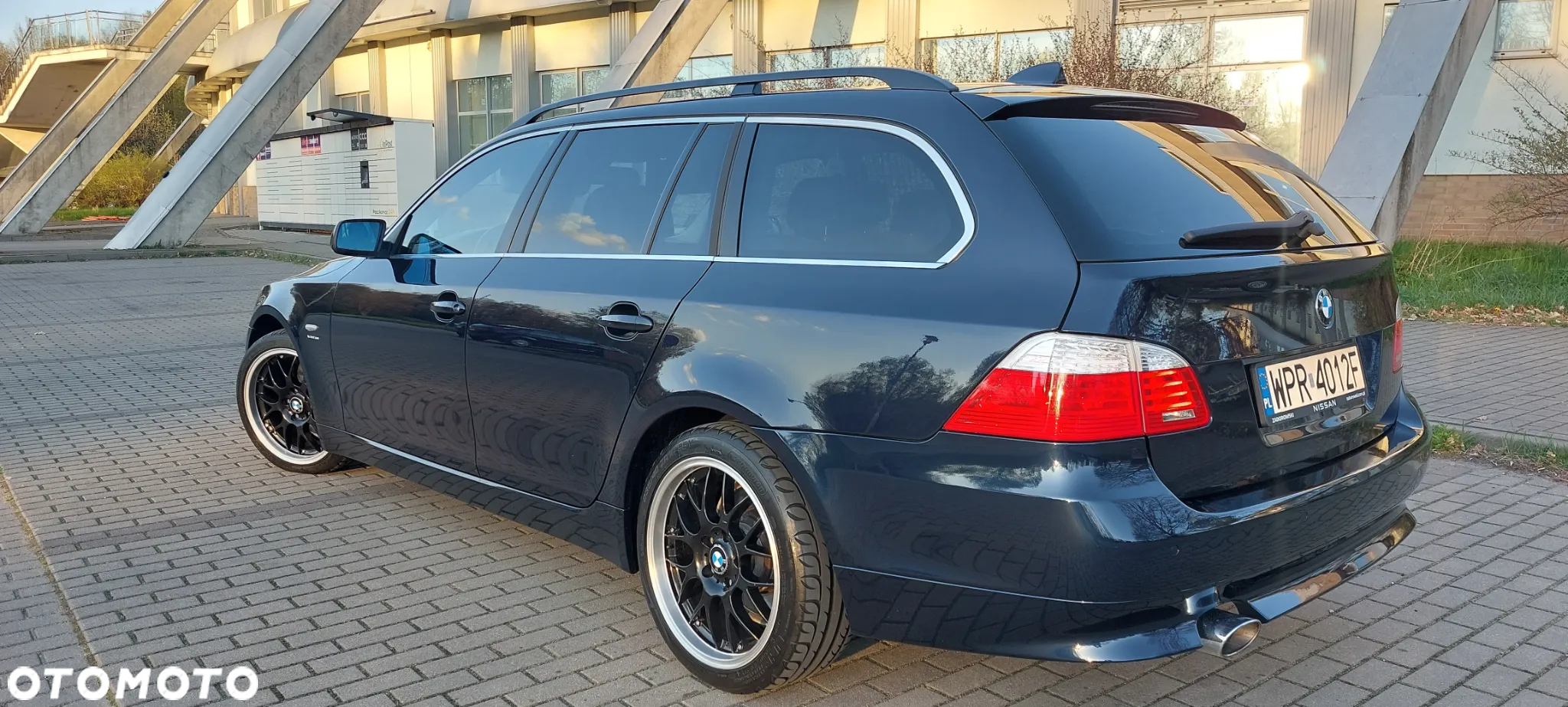 BMW Seria 5 520d Touring - 5