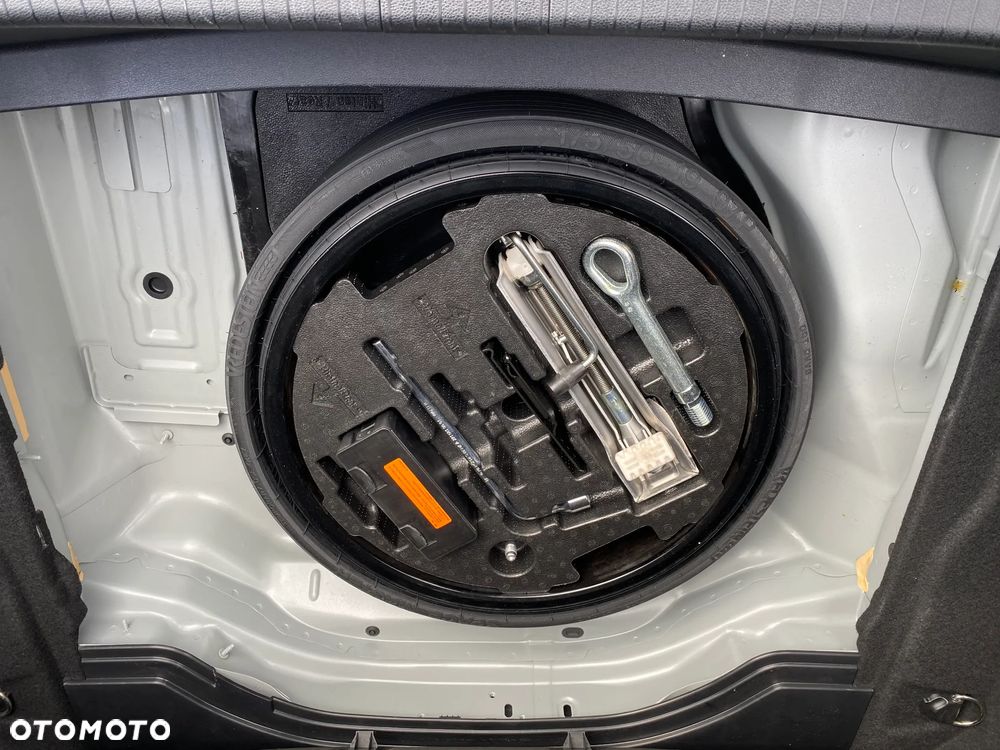 Mercedes-Benz Klasa E 63 AMG AMG Speedshift 7G-MCT - 25