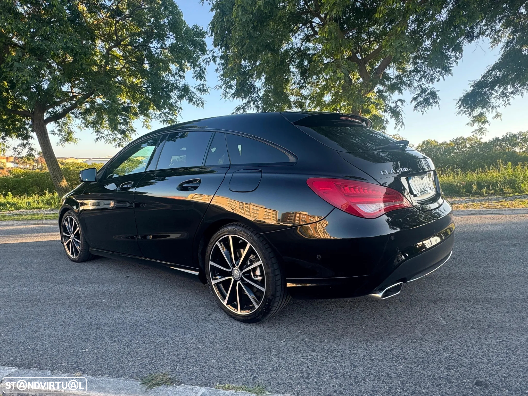 Mercedes-Benz CLA 200 Shooting Brake (CDI) d 4Matic 7G-DCT - 13