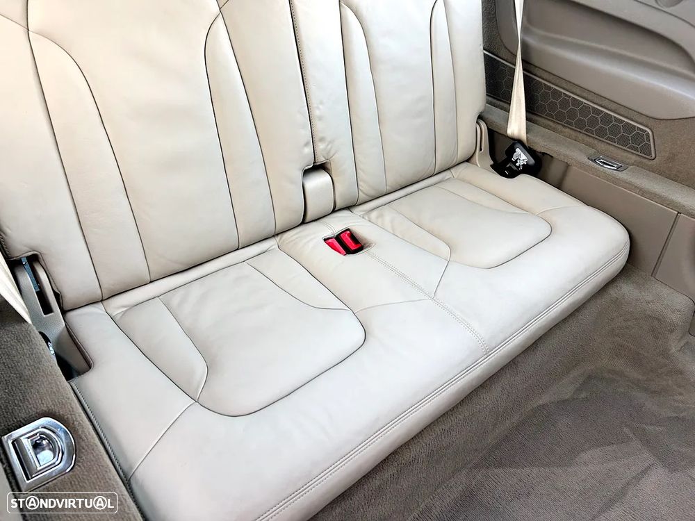 Audi Q7 4.2 V8 FSi quattro S-line Tiptronic - 38