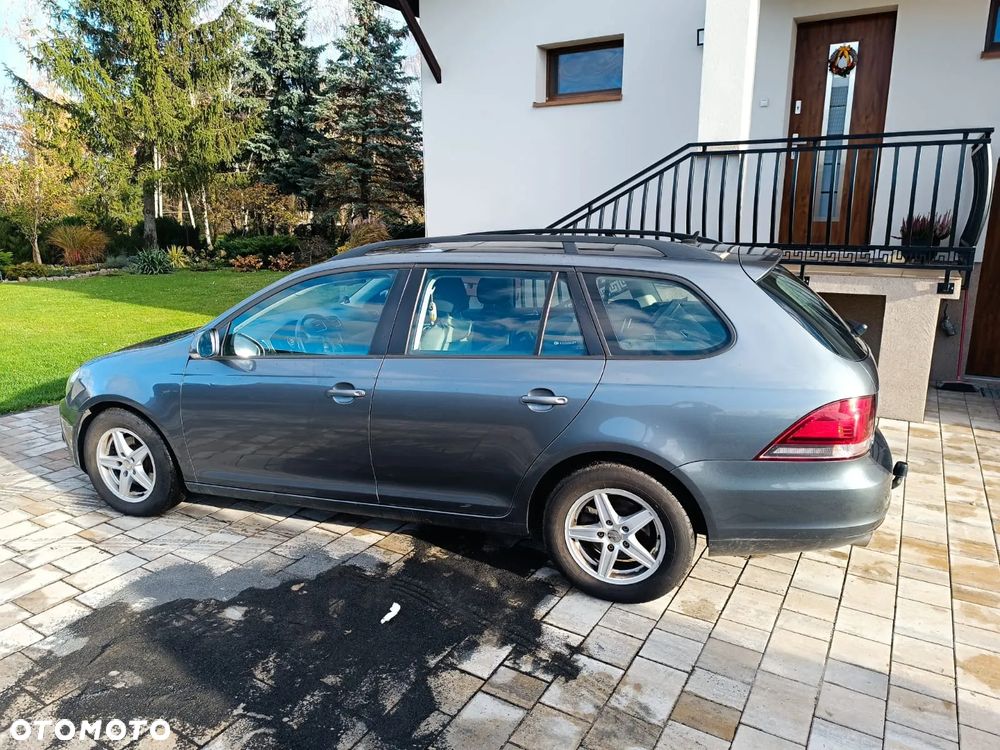 Volkswagen Golf 1.6 TDI DPF BlueMotion Technology Trendline - 6