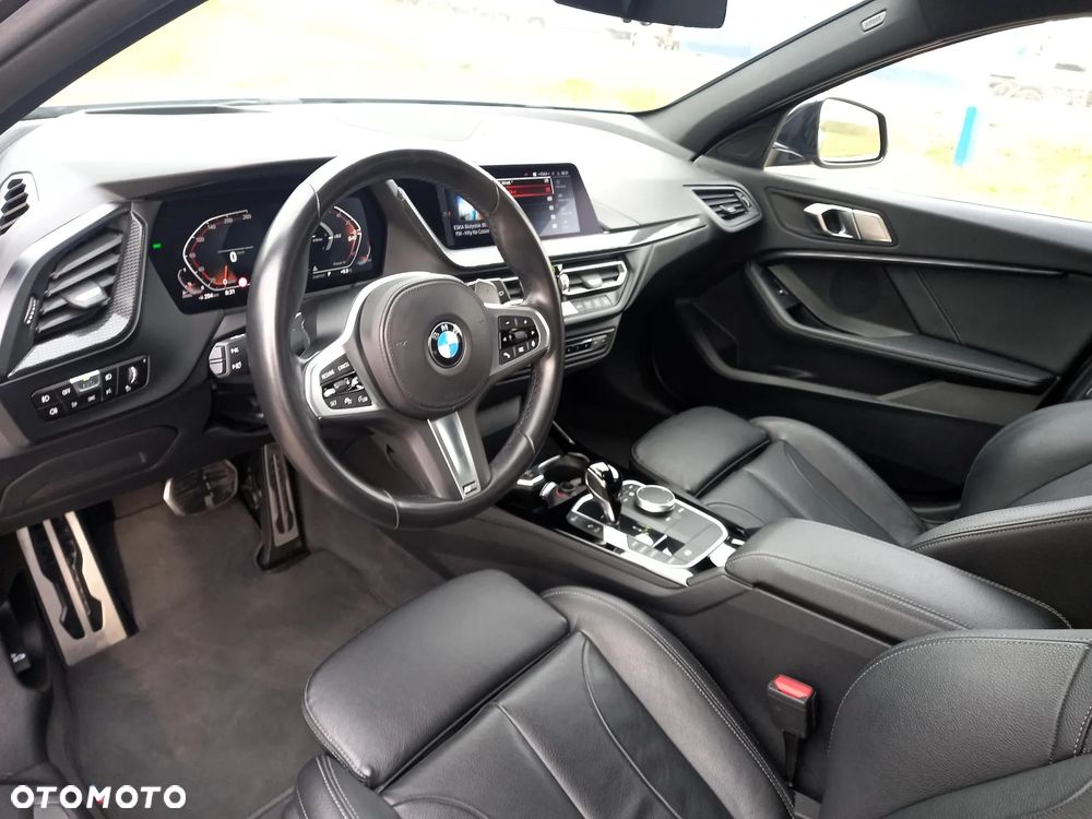 BMW Seria 1 120d xDrive M Sport - 8