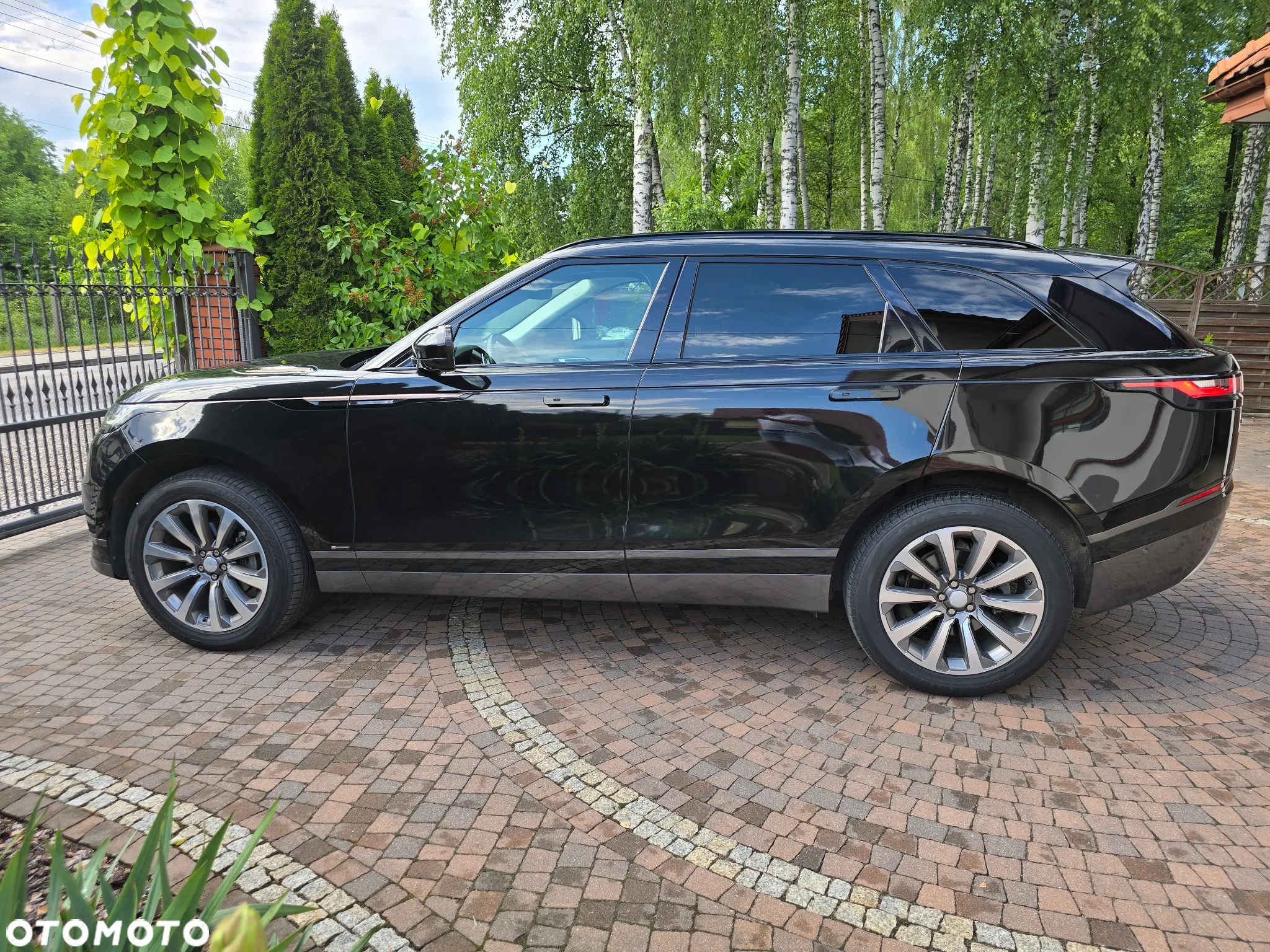 Land Rover Range Rover Velar 2.0 TD4 R-Dynamic SE - 17