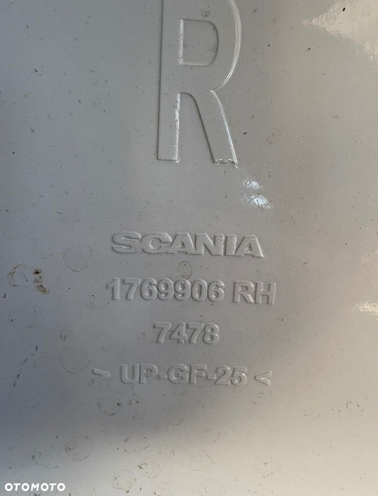 Polik prawy owiewka Scania R - 6