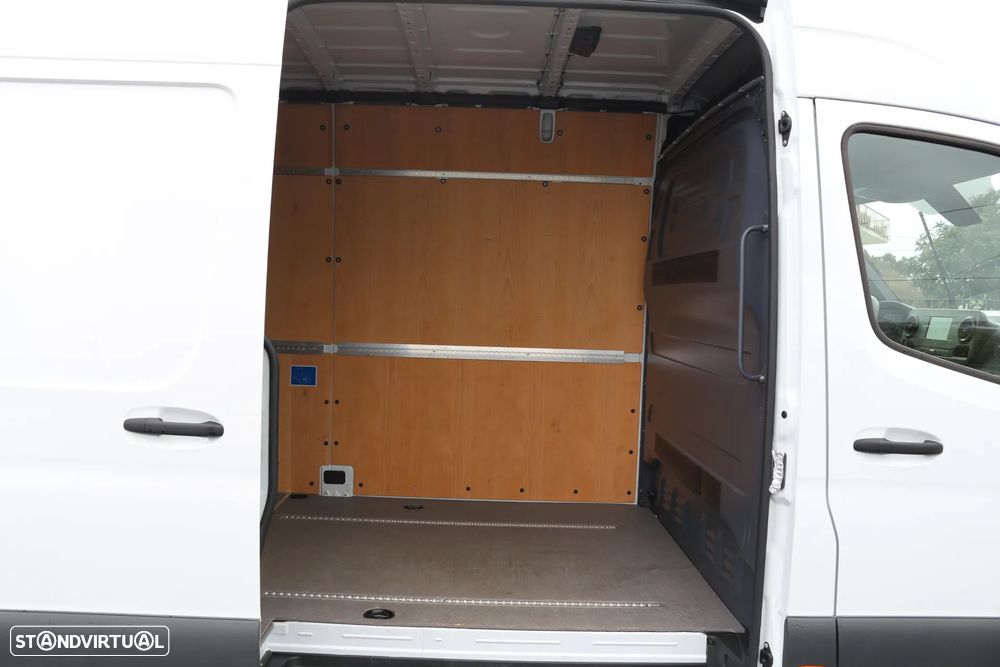 Mercedes-Benz 317 CDI L3 - 33