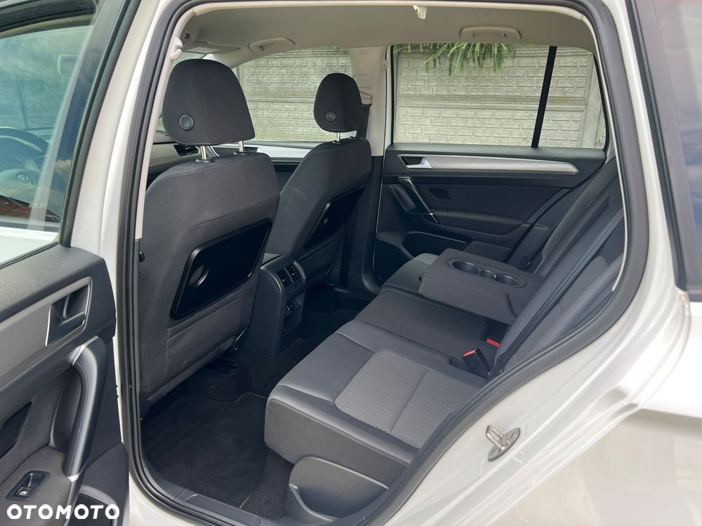Volkswagen Golf Sportsvan 1.6 TDI BlueMotion Technology Comfortline - 22