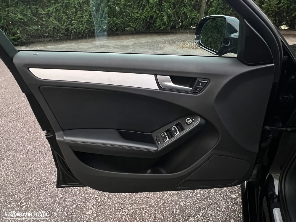 Audi A4 Avant 2.0 TDI S-line - 55