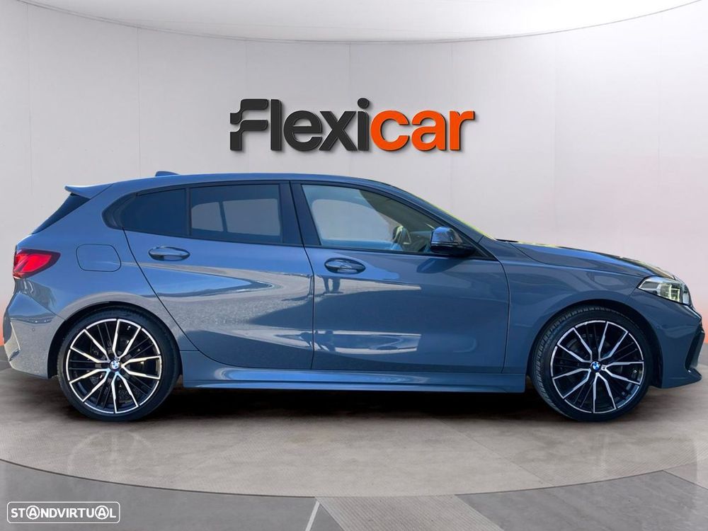 BMW 118 i Pack Desportivo M Auto - 4