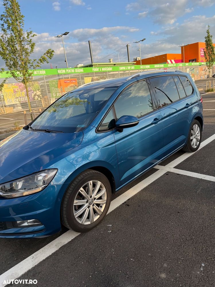 Volkswagen Touran - 2