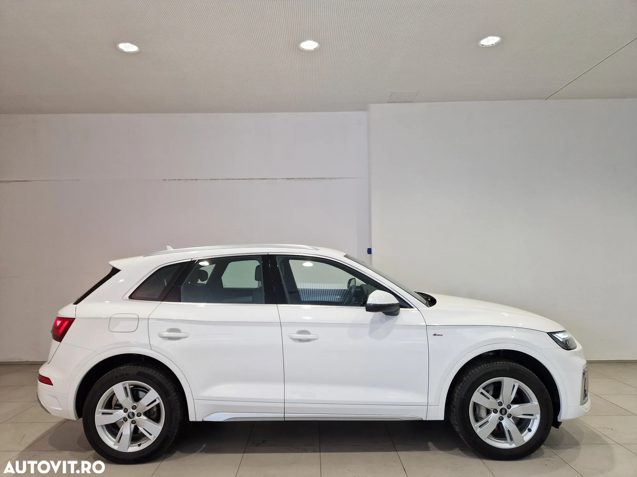 Audi Q5 55 TFSIe quattro S tronic S line - 6