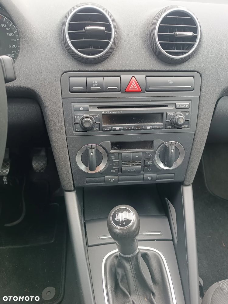 Audi A3 3-drzwiowe 1.9 TDI DPF Attraction - 7