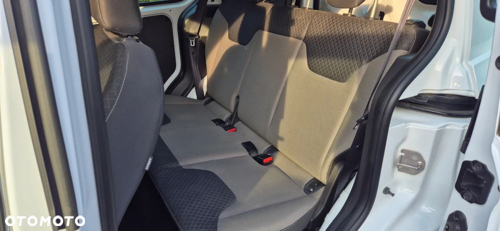 Ford Transit Courier Trend - 16