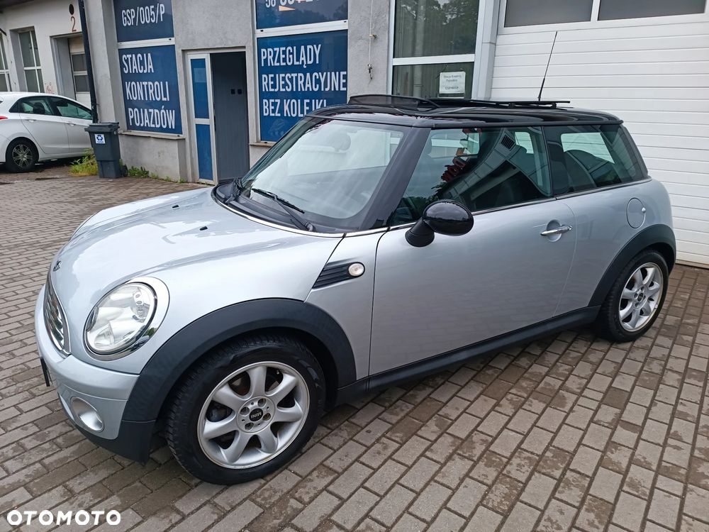 MINI Cooper Standard - 3