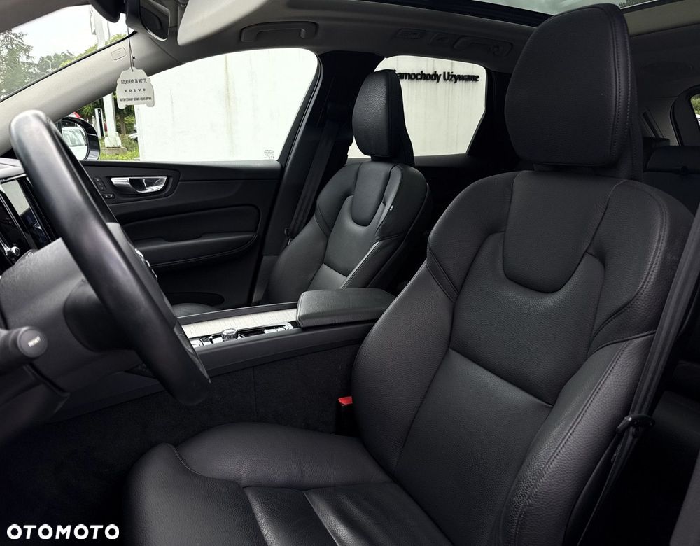 Volvo XC 60 - 28