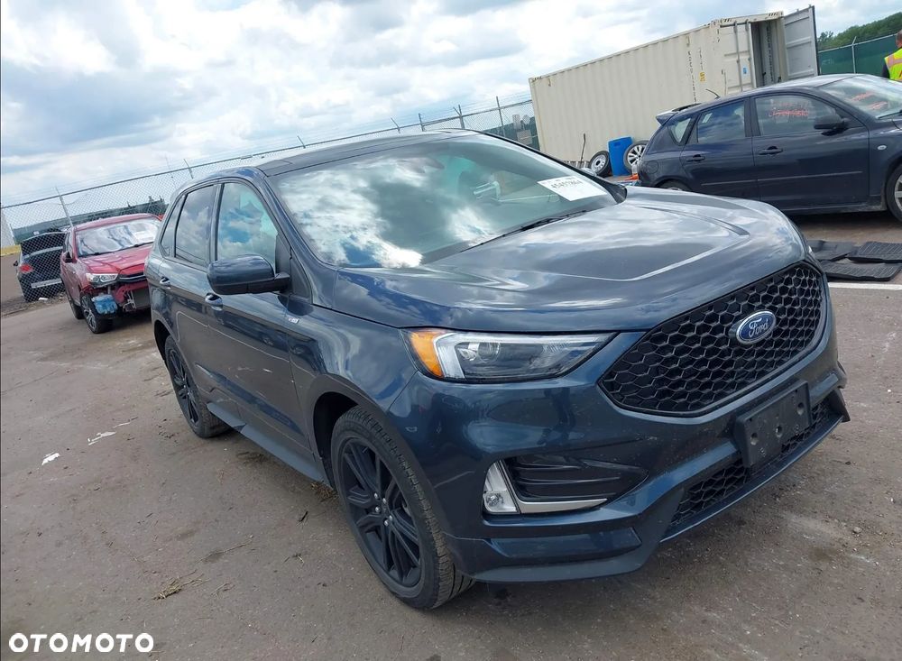 Ford Edge - 1