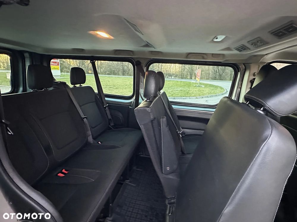 Renault Trafic Grand Passenger 3,0t Pack Clim - 25