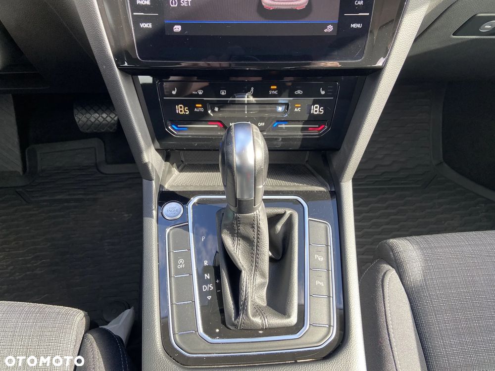 Volkswagen Passat 2.0 TSI Business DSG - 9