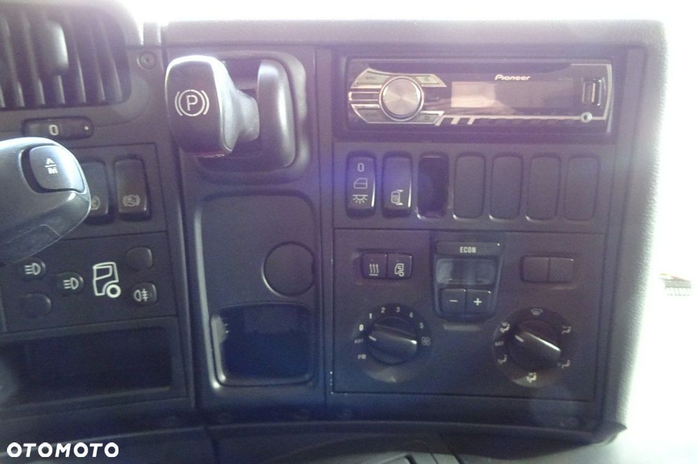 Scania P250 Euro 6 sypialna firanka wys.2.60 winda poduszki sprowadzony - 15