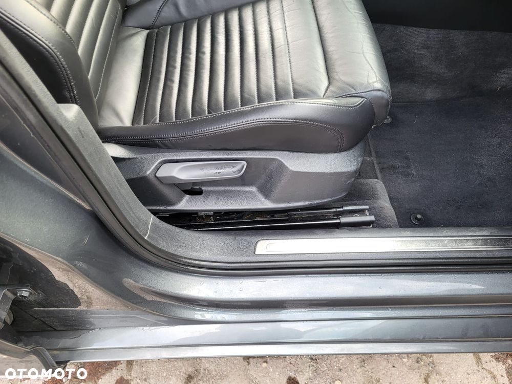 Volkswagen Passat - 40