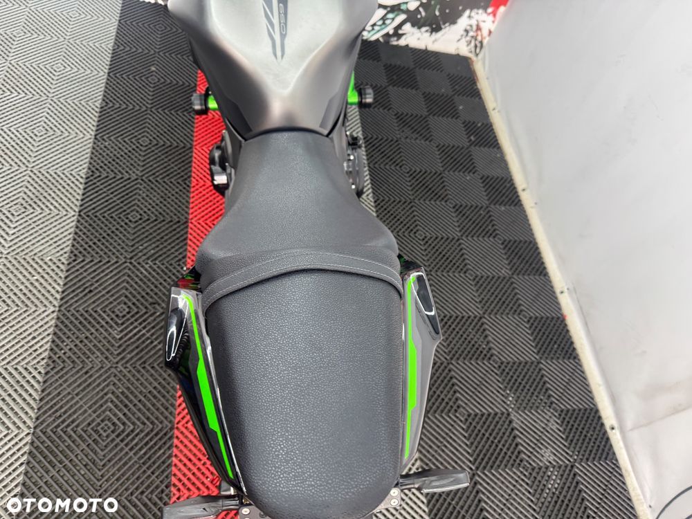 Kawasaki Z 650 - 21