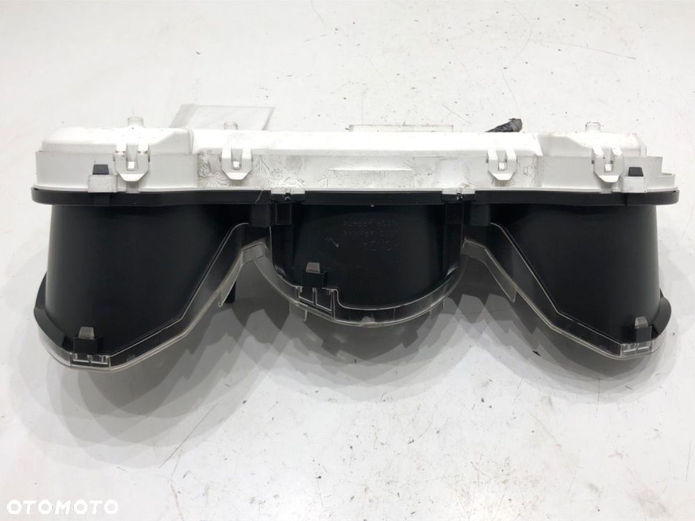 LICZNIK - 50.00 PLN - HONDA JAZZ II (GD_, GE3, GE2) 2001 - 2008 1.2 i-DSI (GD5, GE2) 57 kW [78 KM] - 3