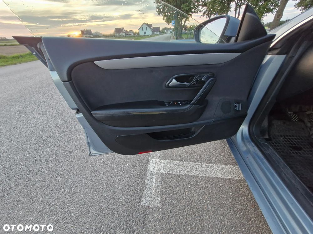 Volkswagen Passat CC 2.0 TDI - 23