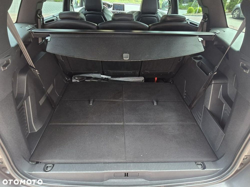 Peugeot 5008 1.6 PureTech GT Line S&S EAT8 - 36