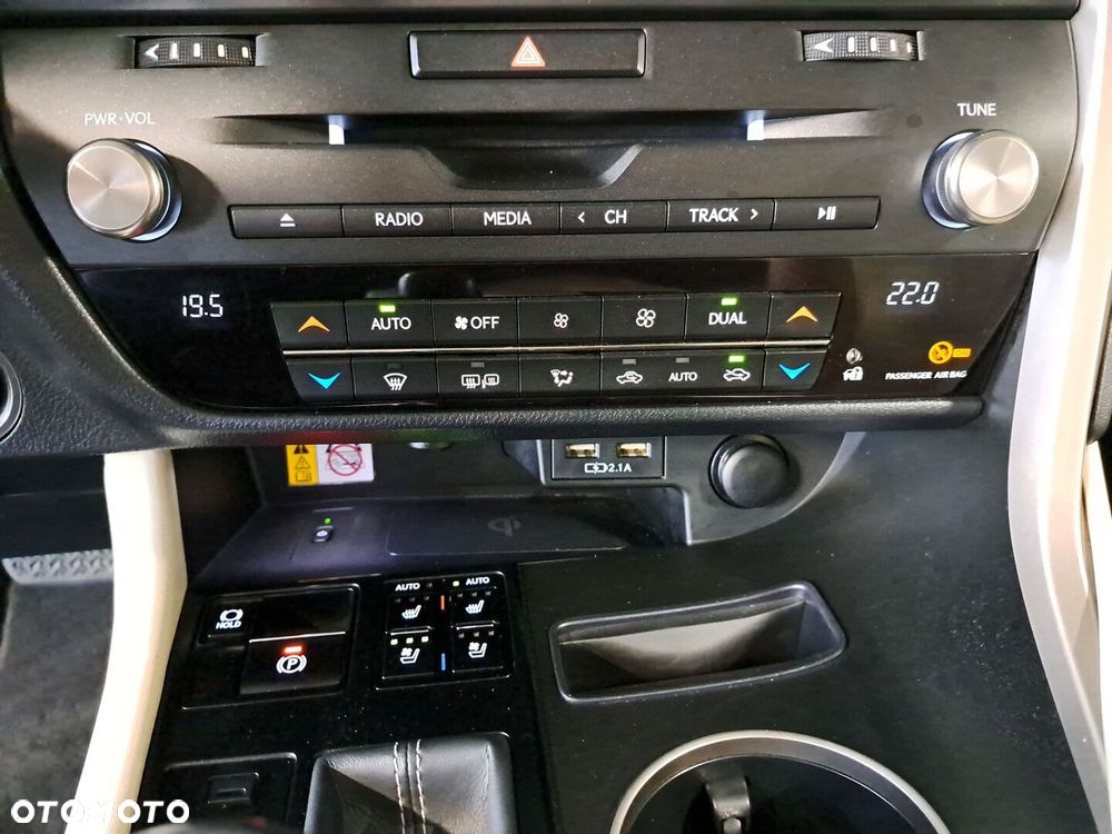 Lexus RX 450h F-Impression - 28