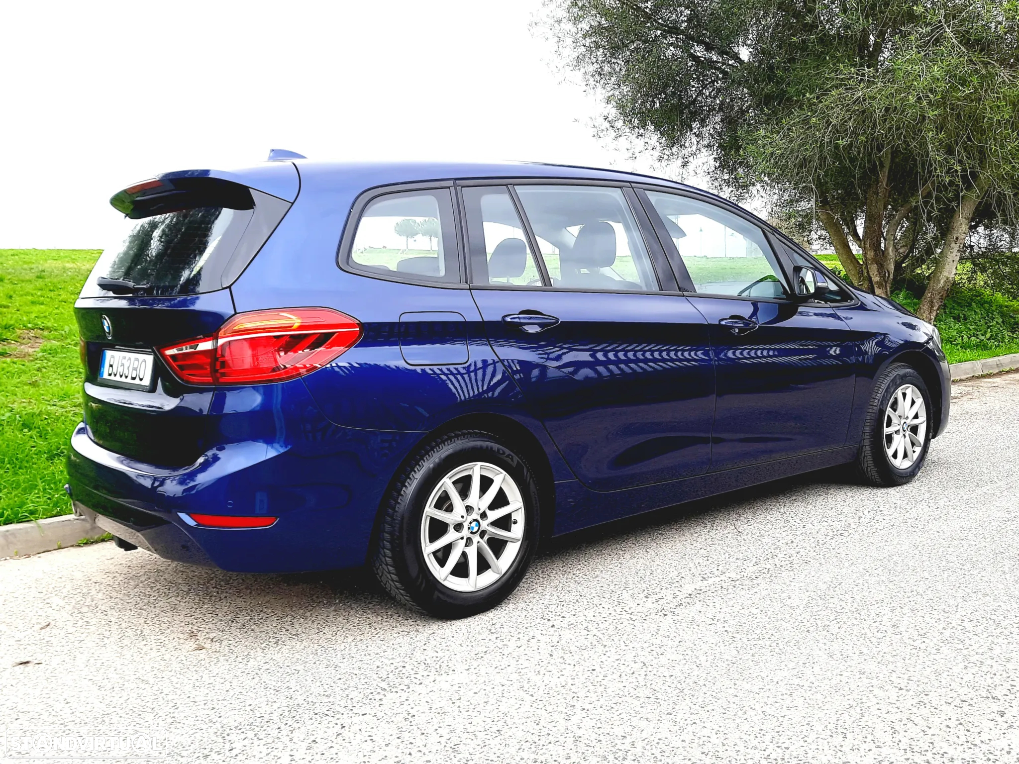 BMW 216 Active Tourer d Line Luxury - 3