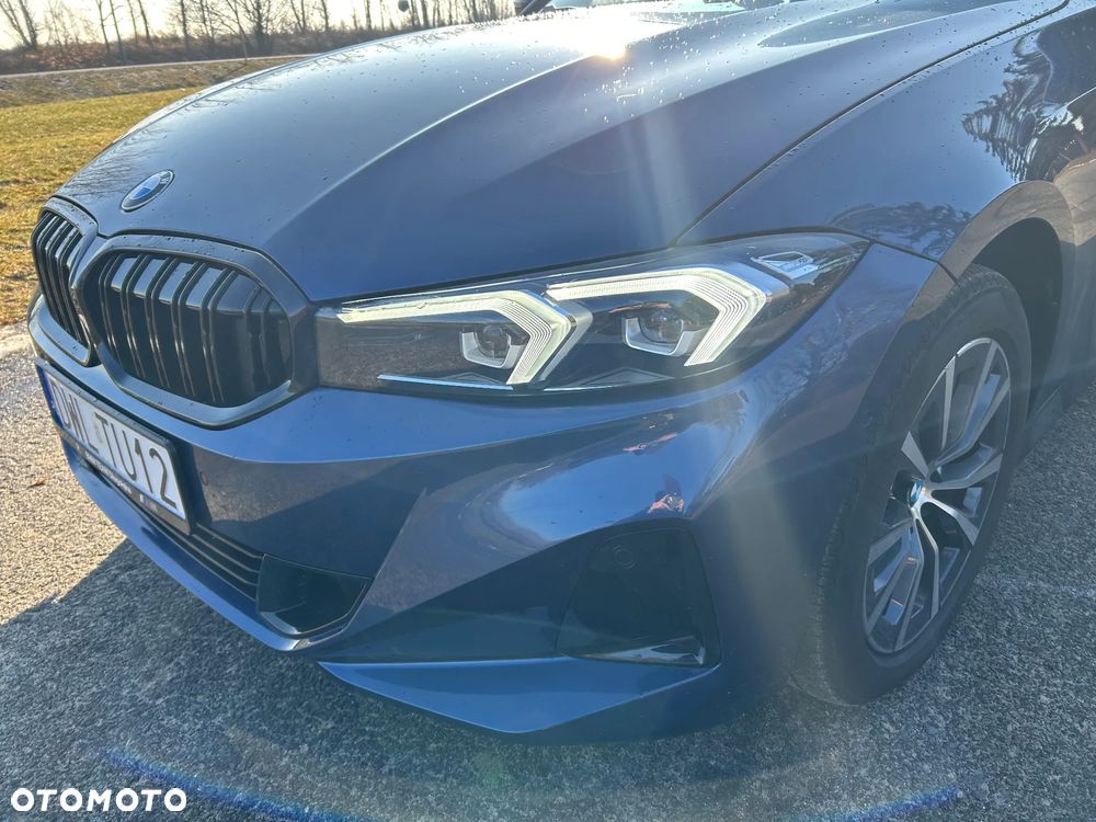 BMW Seria 3 320d Sport Line Shadow - 2