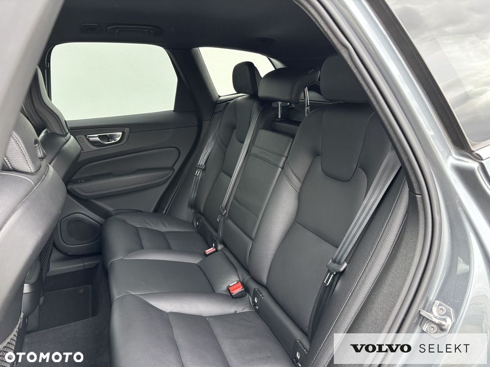 Volvo XC 60 - 21