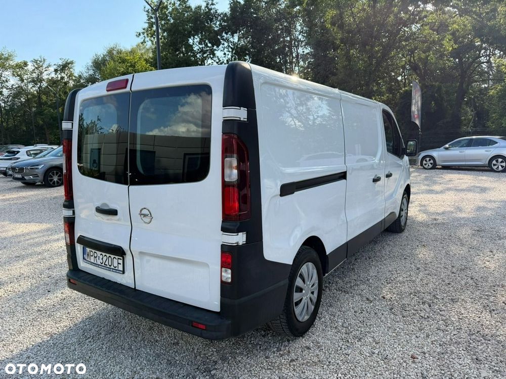 Opel Vivaro - 7