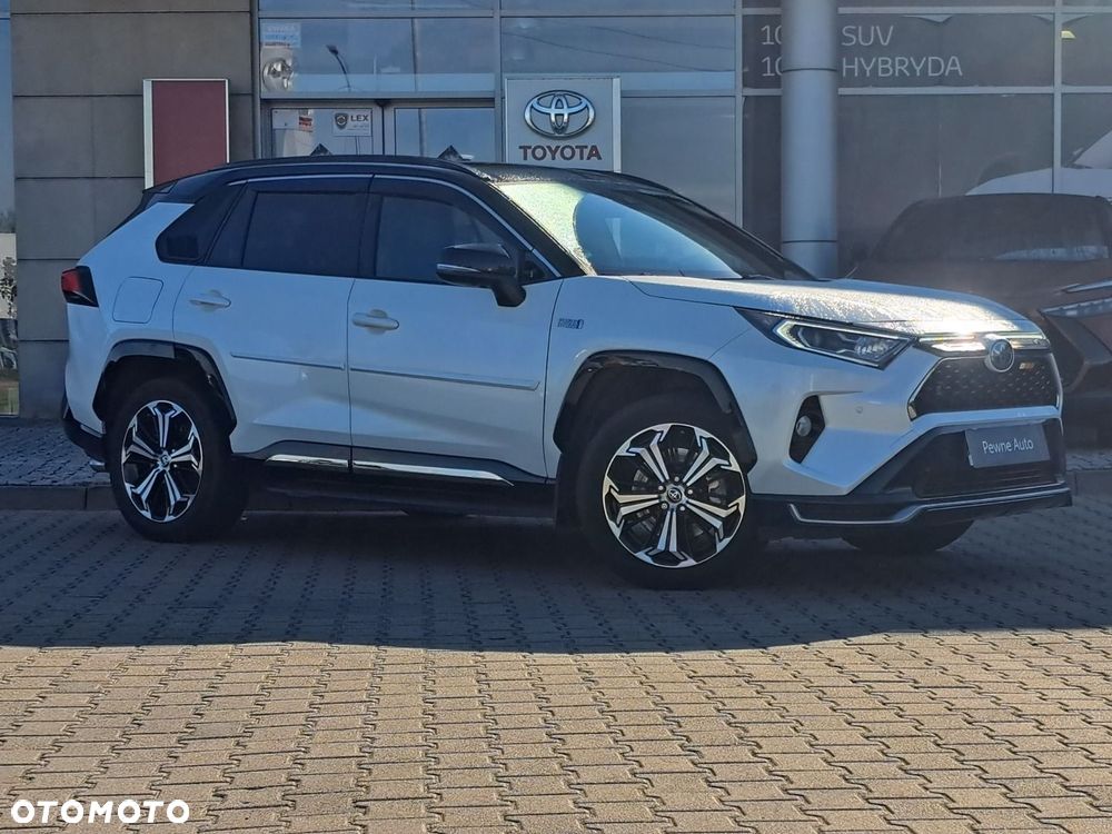 Toyota RAV4 - 1