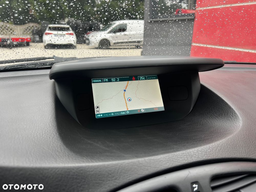 Renault Laguna 2.0 16V Dynamique - 9