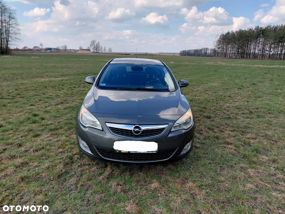 Opel Astra 1.4 T Cosmo - 1