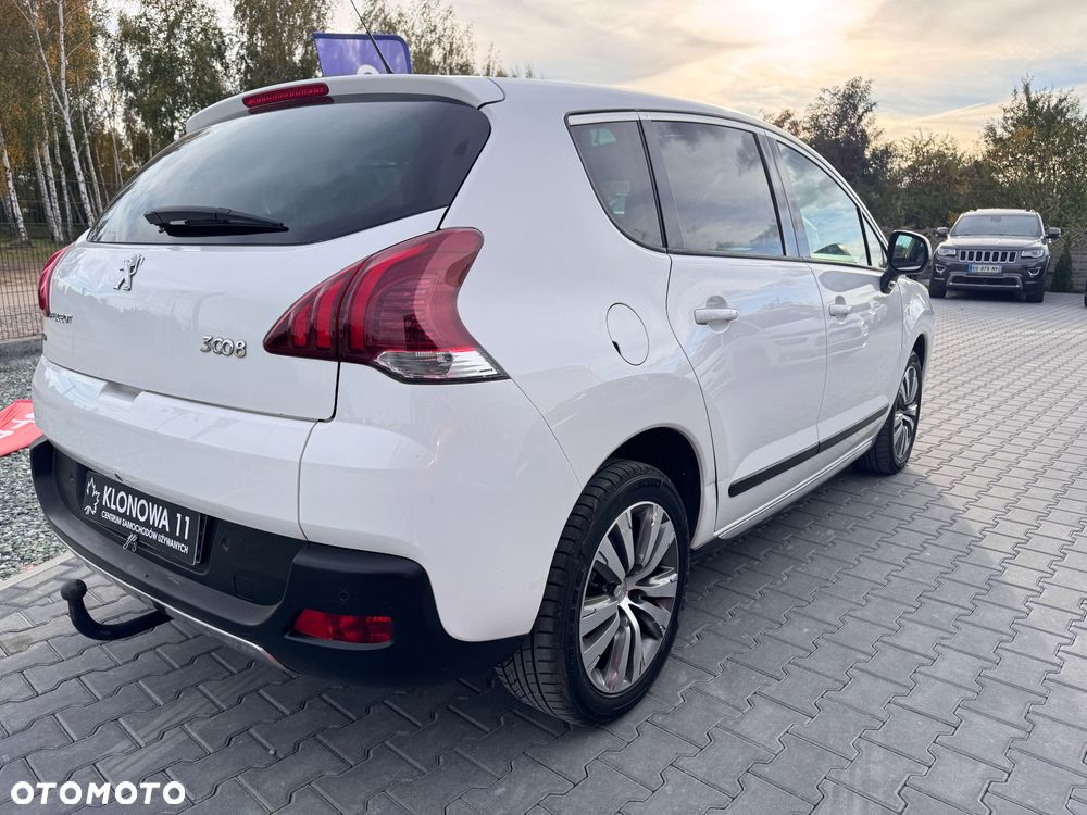 Peugeot 3008 PureTech 130 Stop & Start GPF Allure Business-Paket - 11