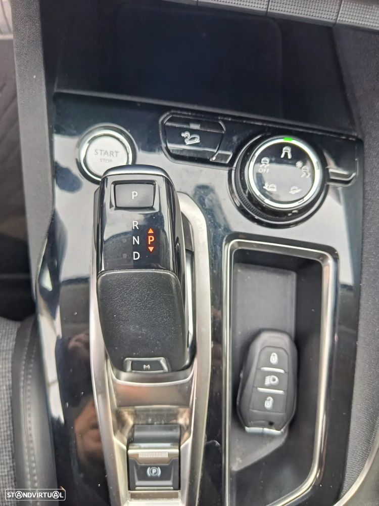 Peugeot 3008 1.6 BlueHDi Allure EAT6 J18 - 12