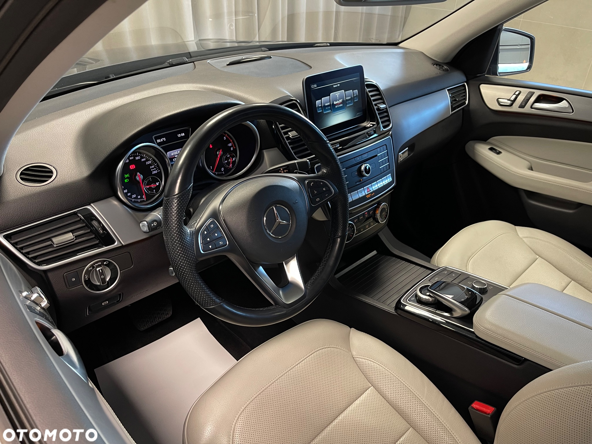 Mercedes-Benz GLE 350 d 4-Matic - 11
