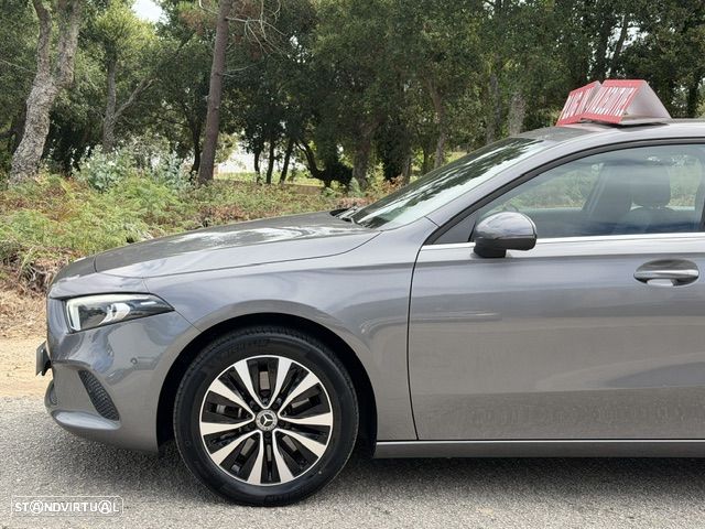 Mercedes-Benz A 250 e Style Plus - 3
