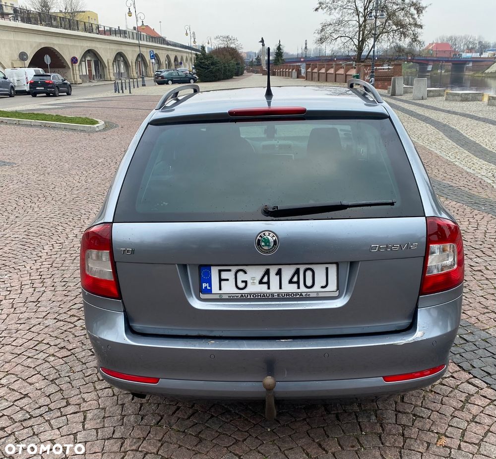 Skoda Octavia 1.6 TDI Elegance - 2