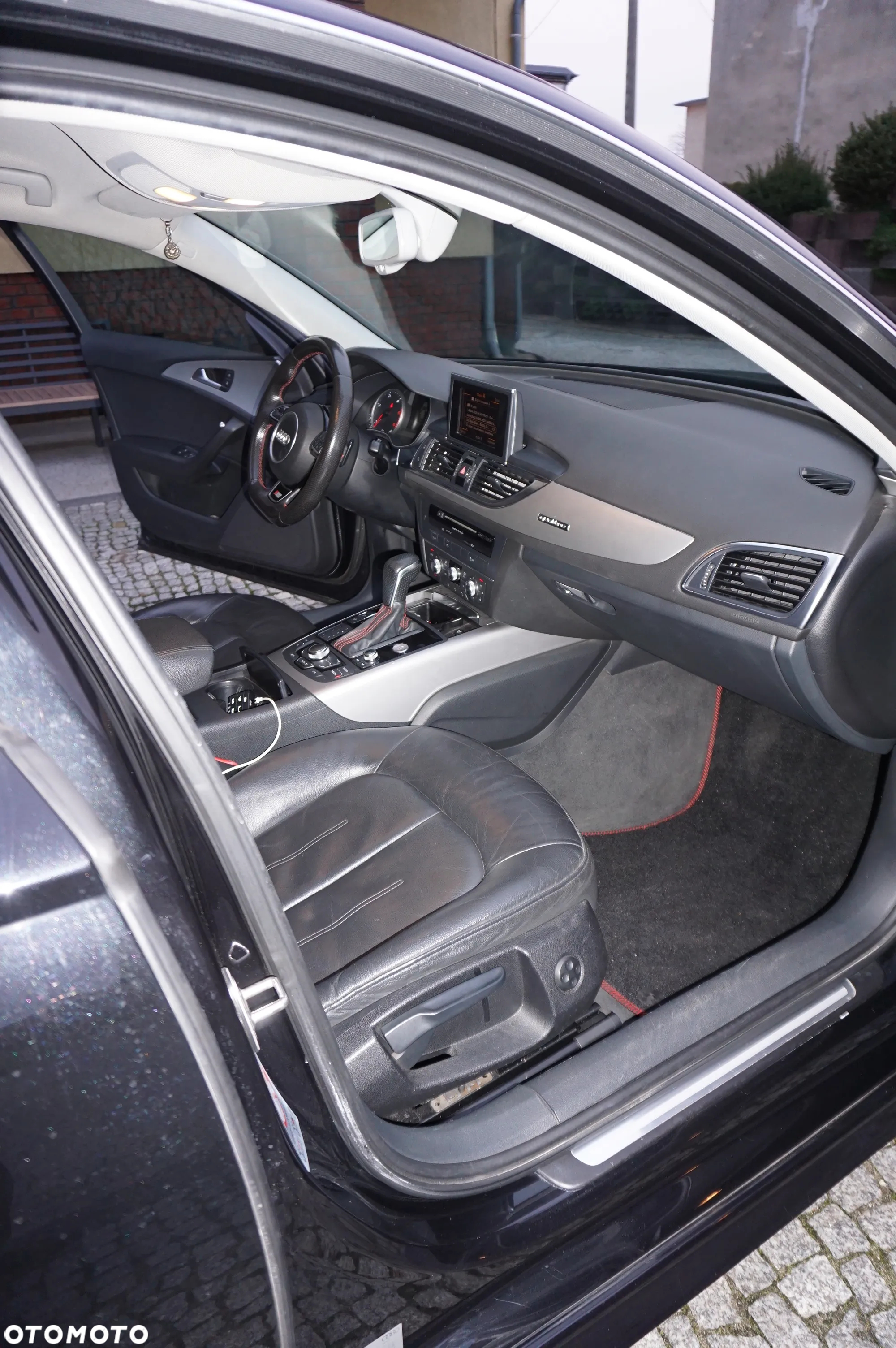 Audi A6 - 12