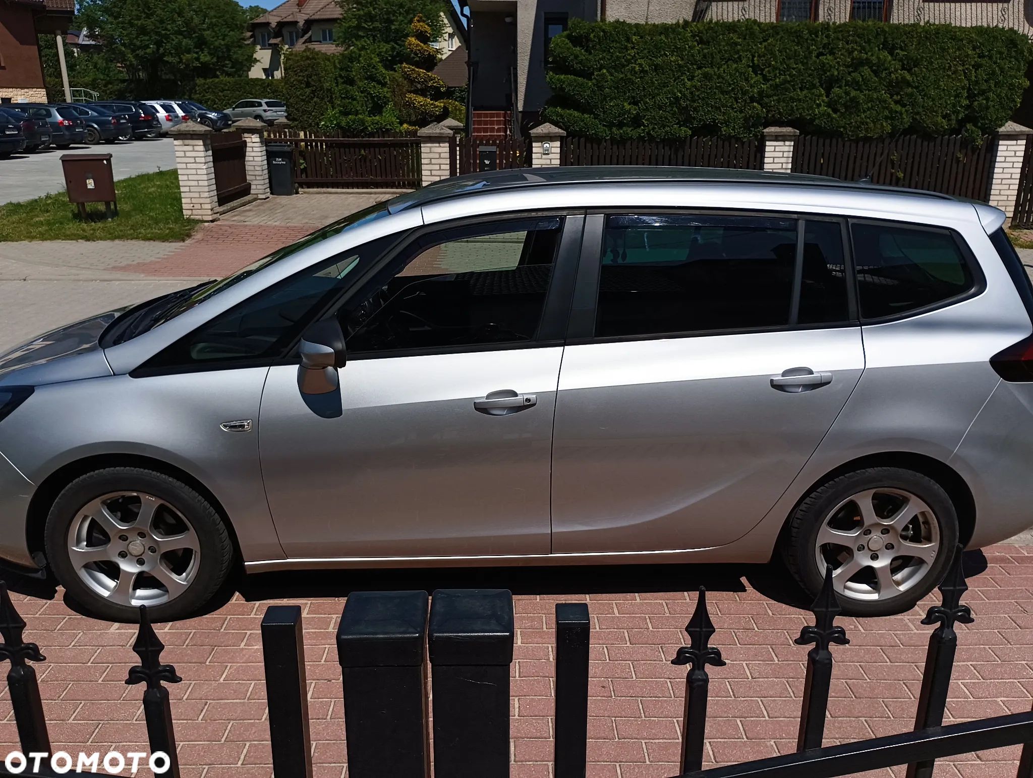 Opel Zafira - 1